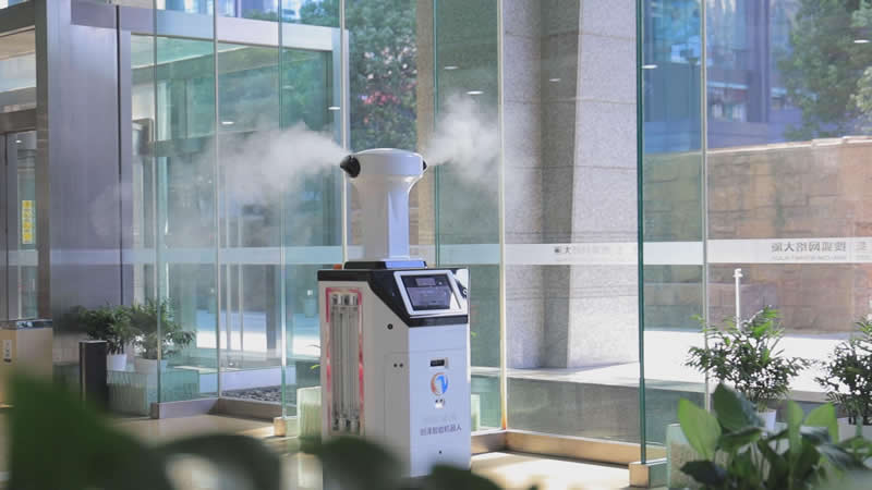 智能防疫消毒機(jī)器人在辦公區(qū)域消毒