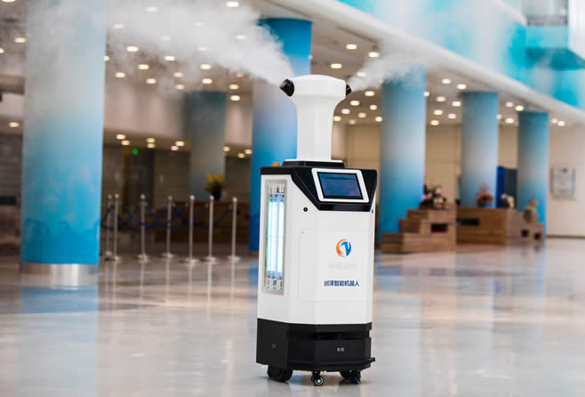 安徽省消毒機器人在冰立方進行滅菌工作