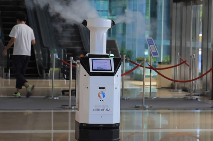 湖南省消毒機(jī)器人在公共辦公區(qū)域消毒