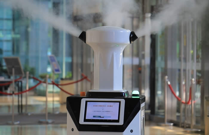 消毒中的消毒機器人屏幕